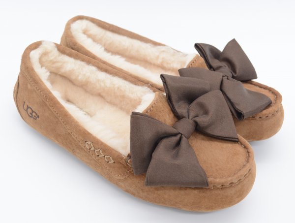 未使用 アグ UGG モカシン スリッポン 23cm US6 元箱付 レディース