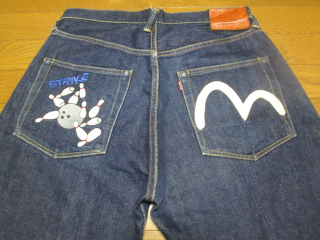 もーちゃん様予約済み。EVISU 刺繍ピンクカモメジーンズ（EVISU 