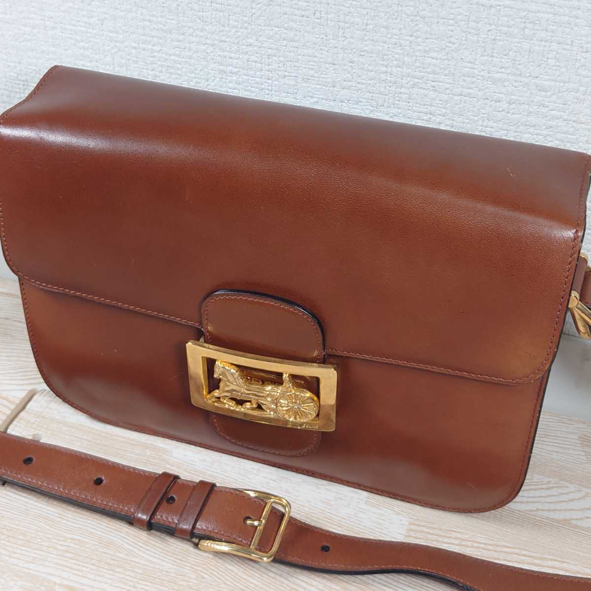 CELINE ショルダーバッグ オールド セリーヌ 馬車金具 ホース