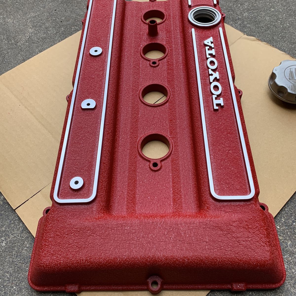 TOYOTA旧車 2TG タペットカバー カムカバー ヘッドカバー 赤結晶塗装 