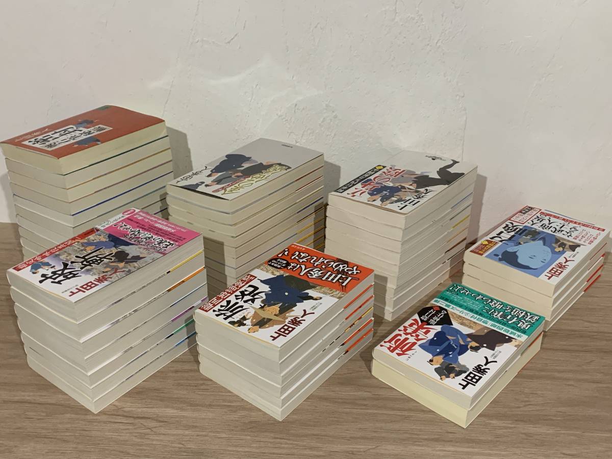 文庫本　51冊まとめ売り 上田秀人 文庫本51冊セット 「奥右筆秘帳」 「町奉行内与力奮闘記