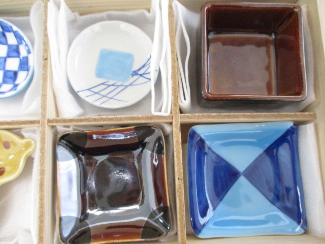近藤高弘の値段と価格推移は？｜3件の売買データから近藤高弘の価値が 数量限定，得価 近藤高弘 大樋年 2026年最新Yahoo!オークション -近藤高弘の中古品・新品・未使用品一覧 1573経年保管品高和年製 タンブラー 16oz スターバックス ステンレス サイレン 北米 高和年製」陶器 3点セット