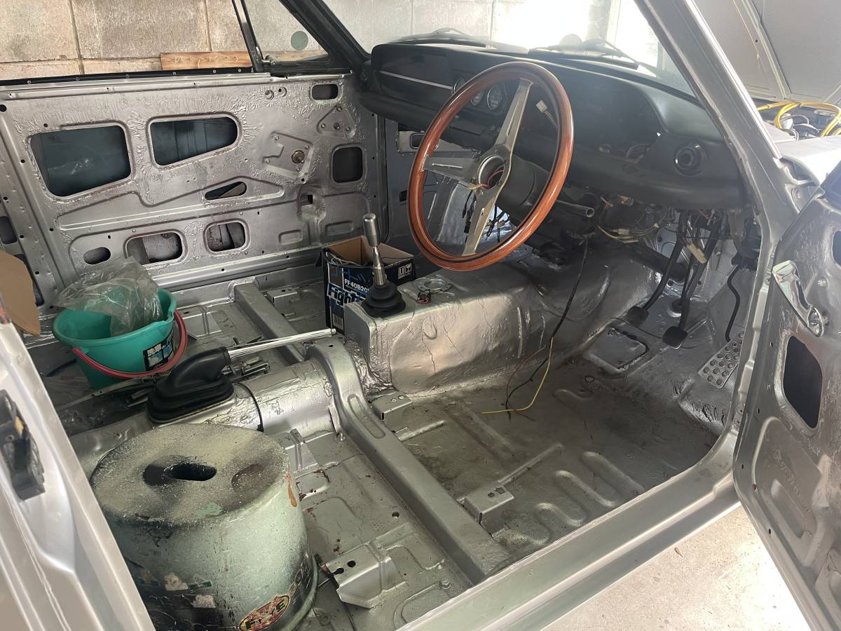 いすゞ ベレット 1600GTR 44年式 書類付 ボディ下回り程度良好 