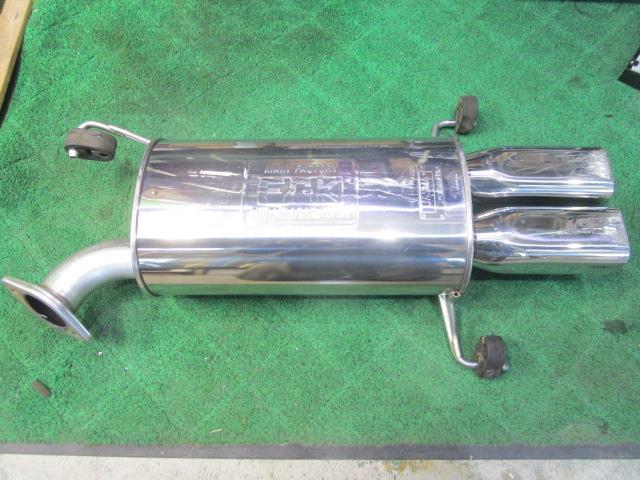 【人気セール，100%新品】 グロリア セドリック　MY34 リアマフラー 純正オプションかな？　送料【S1】