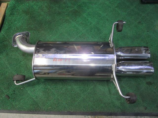 【人気セール，100%新品】 グロリア セドリック　MY34 リアマフラー 純正オプションかな？　送料【S1】