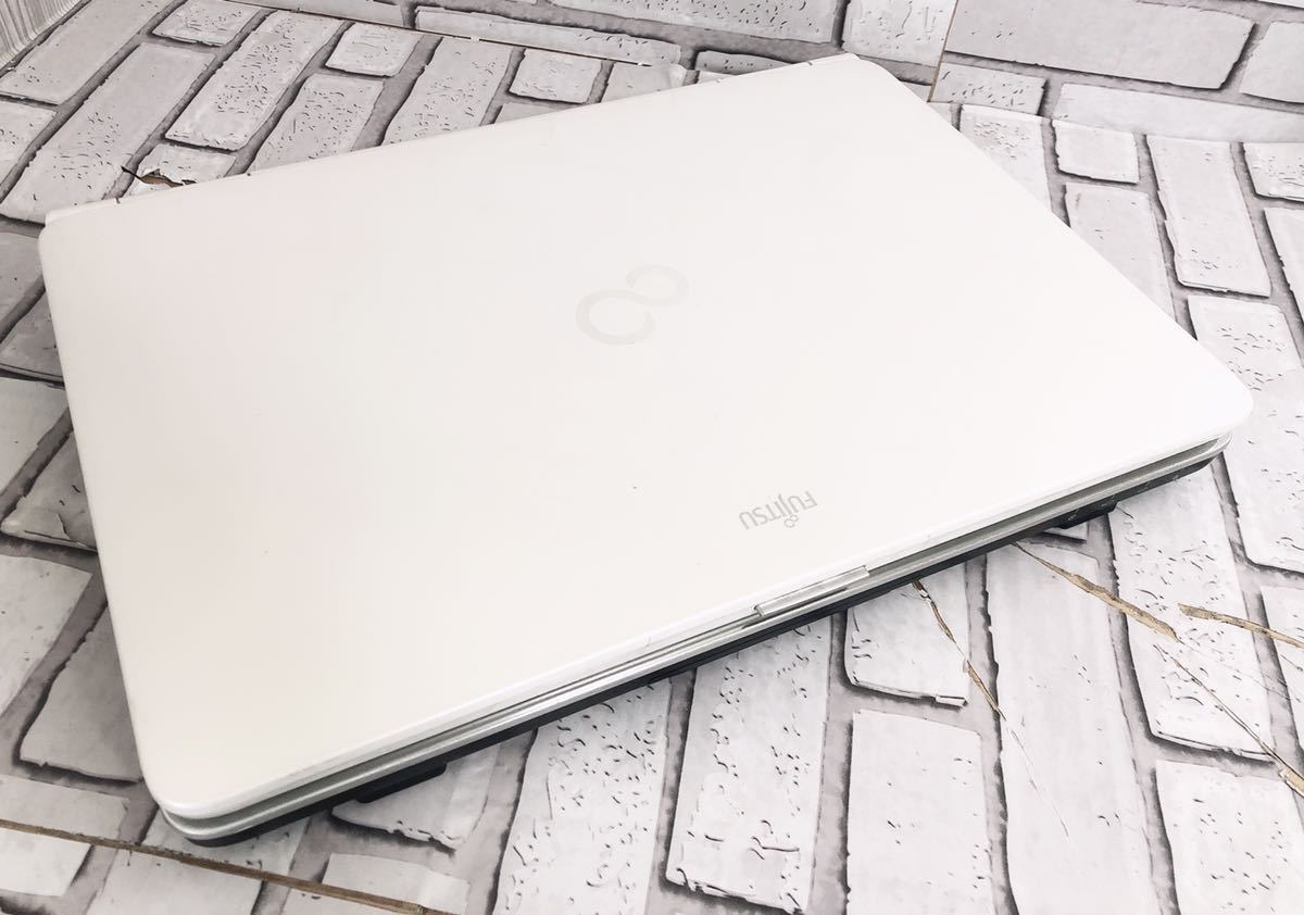○○○富士通 LIFEBOOK AH700/5A Core i5 M450 2.40GHz/4GB/500GB/15.6