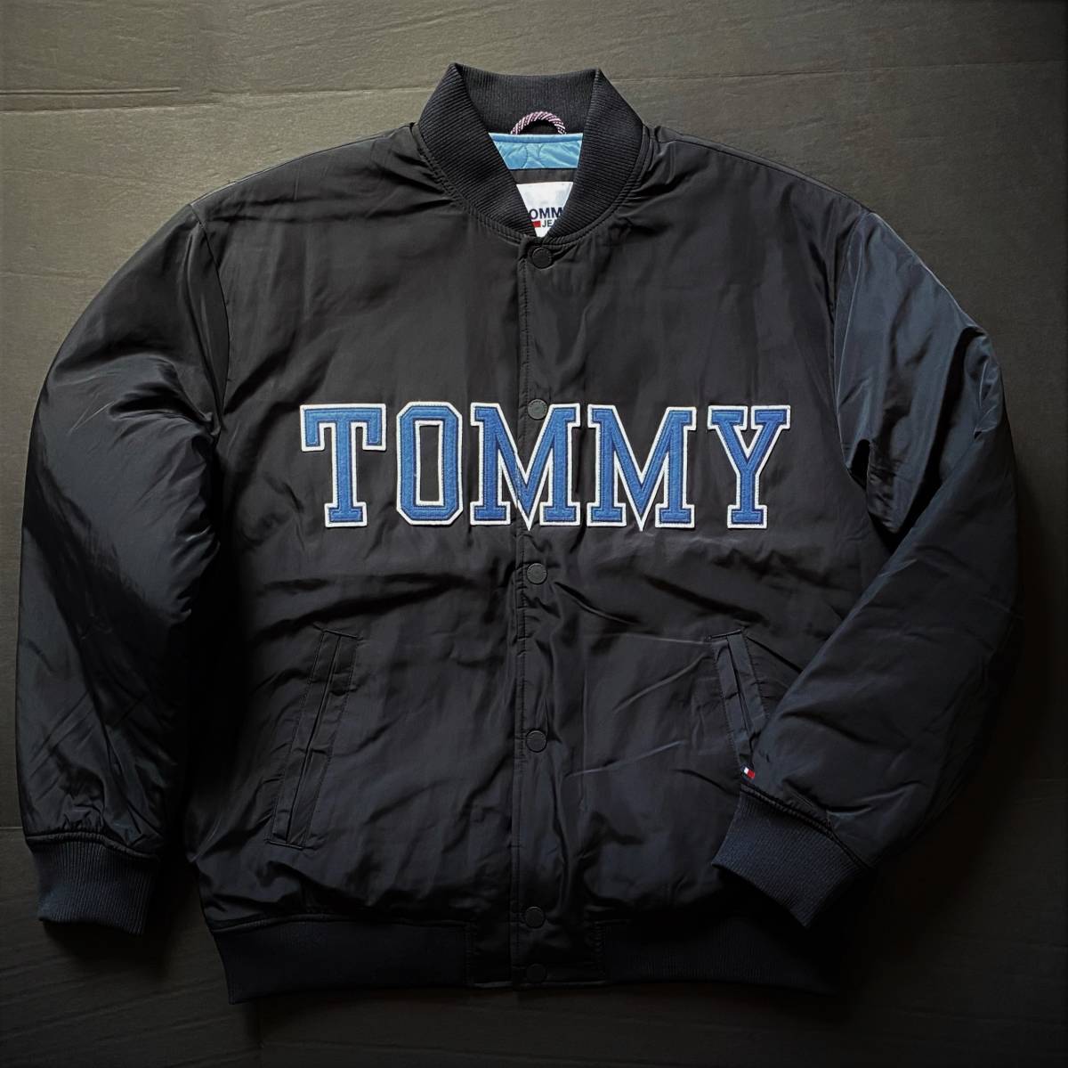 新品TOMMY HILFIGERトミーヒルフィガー キルティングジャケット サテン 