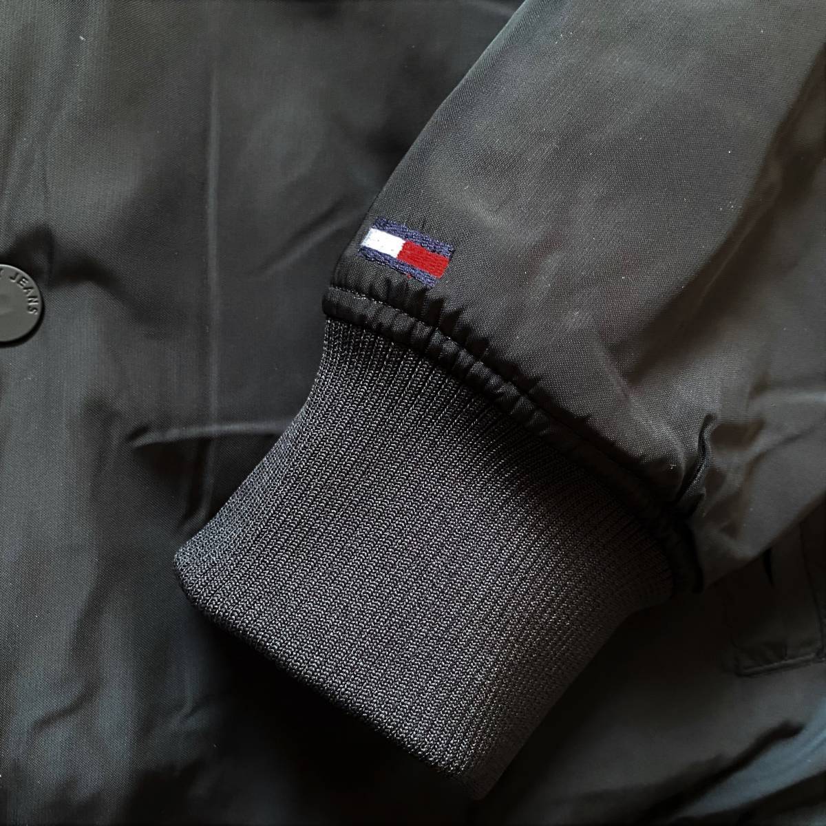 新品TOMMY HILFIGERトミーヒルフィガー キルティングジャケット サテン 