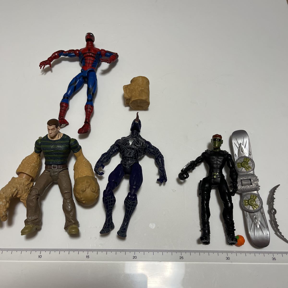  まとめ売り スパイダーマン フィギュア 4点セット(スパイダーマン)｜売買されたオークション情報、yahooの商品情報をアーカイブ公開 - オークファン スパイダーマン