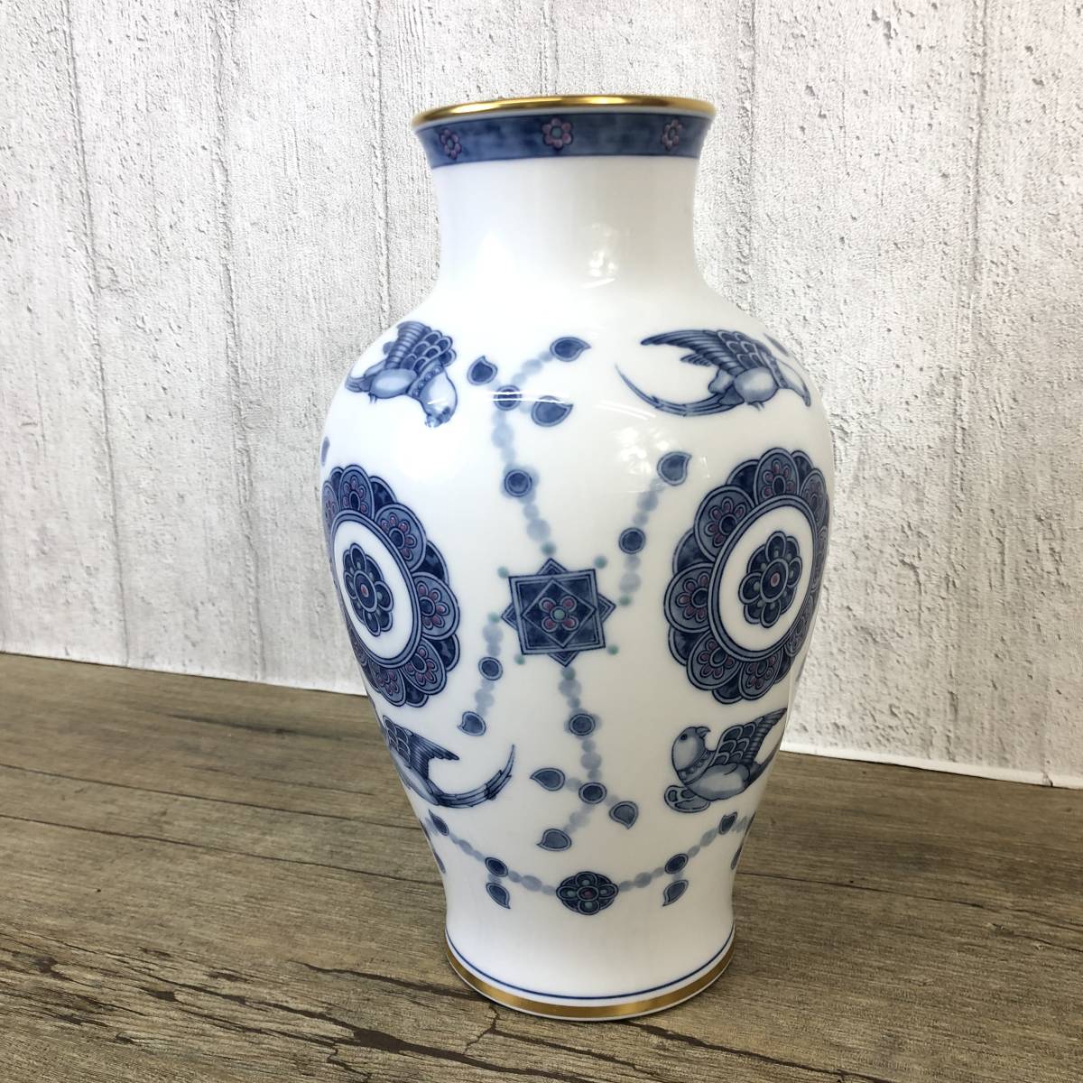 OKURA 大倉陶園 金彩呉須更紗鳥絵 瑞鳥文 フラワーベース 花瓶 花生 高 