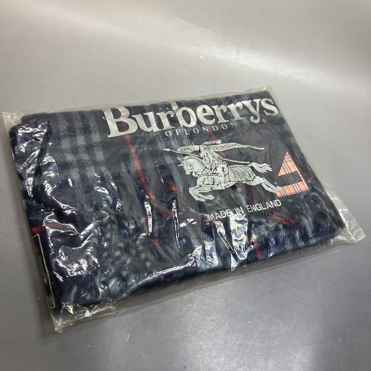 ネコポス対応 BURBERRY LONDON バーバリー ホースロゴ刺繍 ノバ 