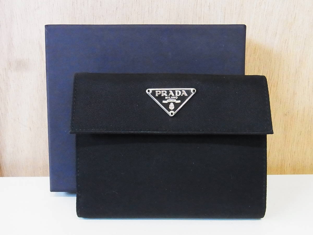 PRADA プラダ 長財布 美品 黒 サフィアーノ ラウンドジップ 美品 PRADA