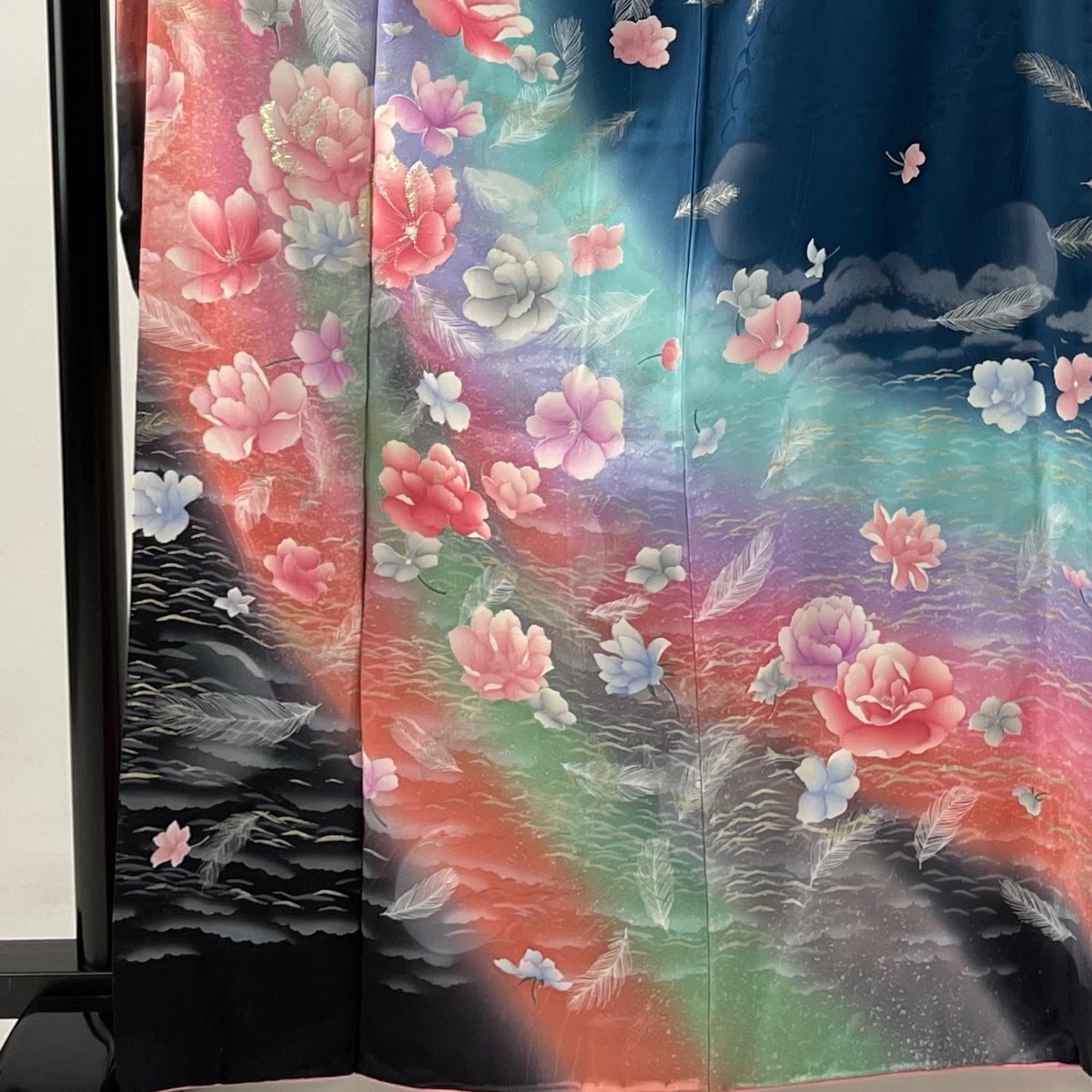 振袖 優品 草花 羽 ラメ箔 金銀彩 藍色 袷 165cm 64.5cm M 正絹 【中古 