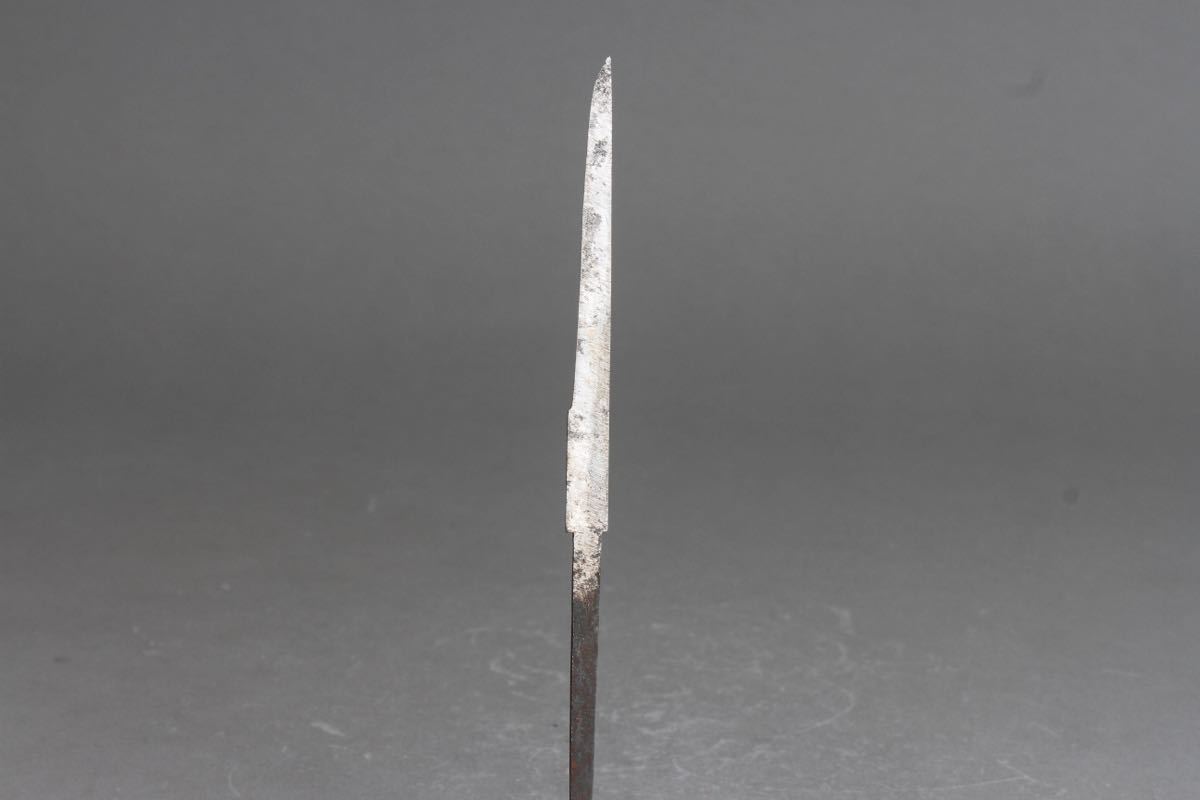 江戸初期 鉄地 透かし鍔、桐箱付 時代武具 鉄地透かし鍔 南蛮 江戸時代 鍔