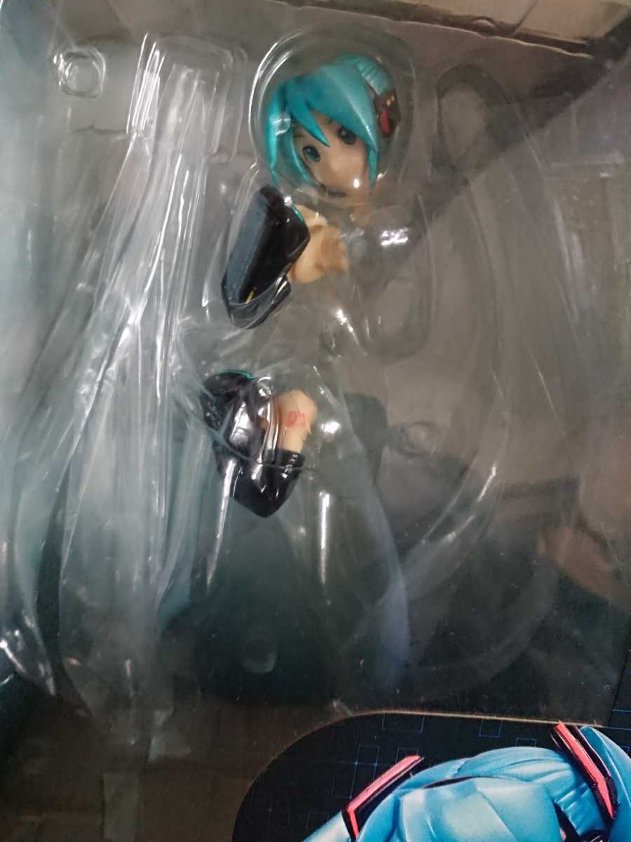 モエコレPLUS No4 鏡音リン＆レン 1/6 完成品フィギュアモエコレPLUS