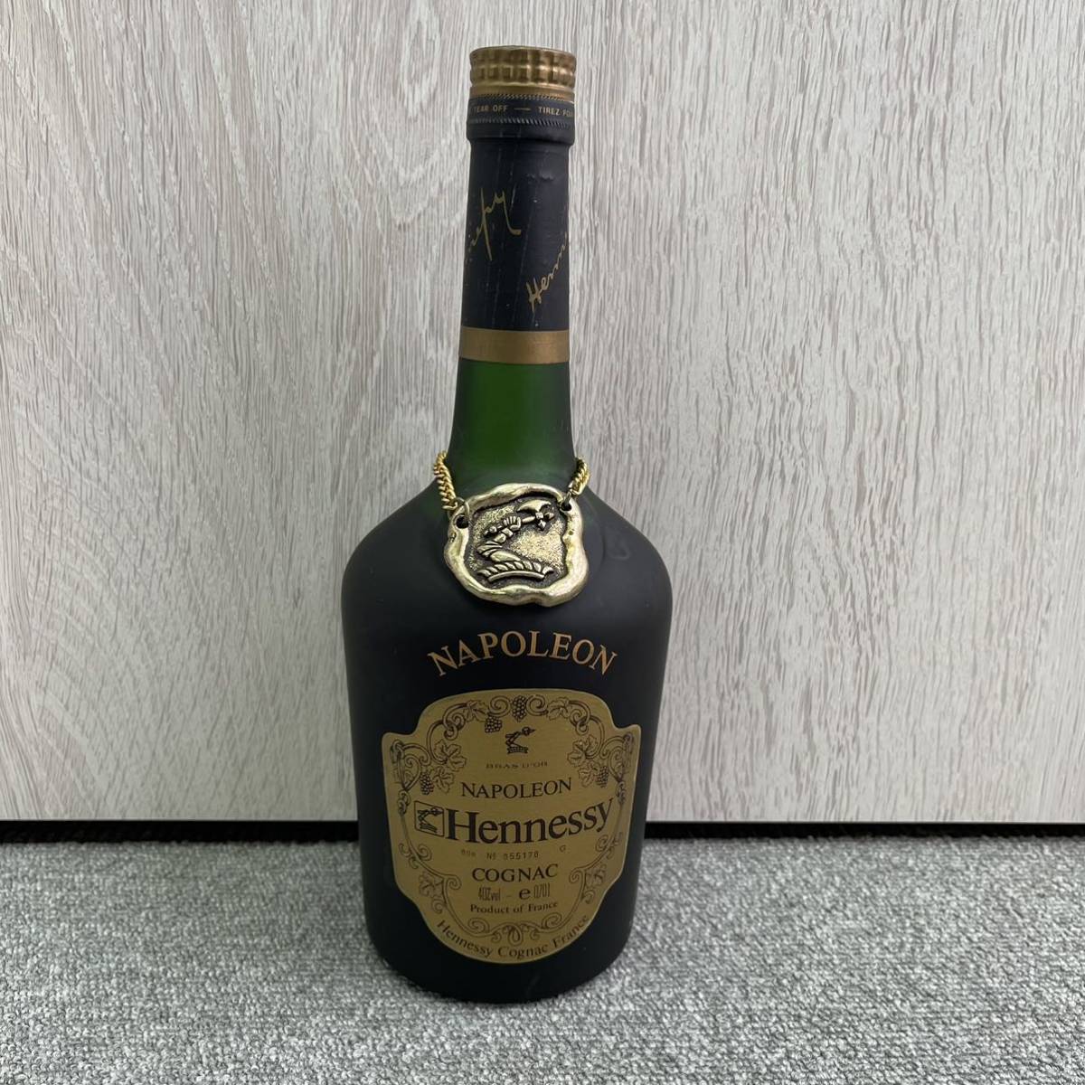 ヘネシー ナポレオン Hennessy NAPOLEON 未開栓 700ml コニャック