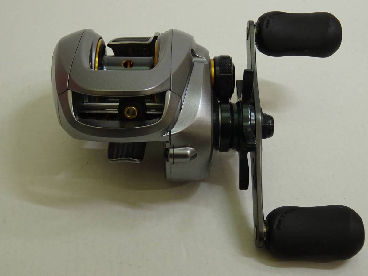 シマノ 09アルデバランMg7 ベイトリール 左 SHIMANO ALDEBARAN 02302