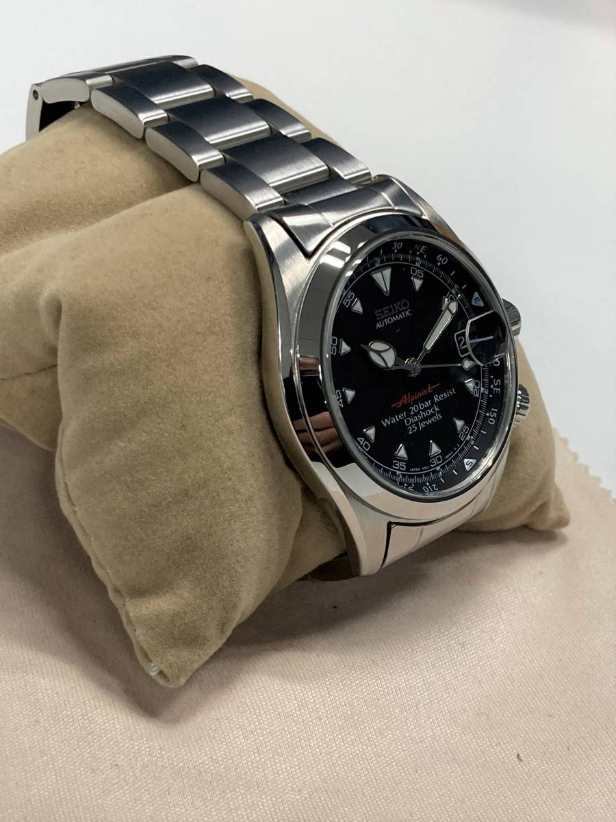 貴重純正OH済(約2.3万円)極美品セイコー レッドアルピニスト黒 SEIKO