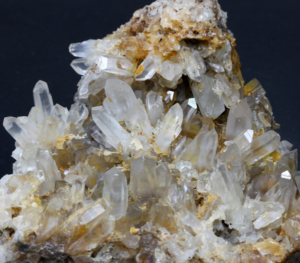 □水晶・黄鉄鉱□北海道土谷石崎鉱山□ 黄鉄鉱 水晶 Pyrite ルチル入り