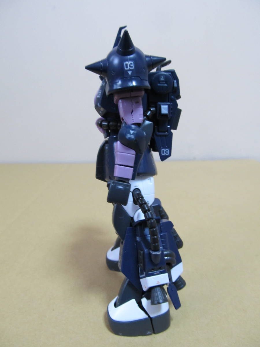 RG 1/144 黒い三連星専用ザクⅡ 素組完成品 ジャンク プレミアム 