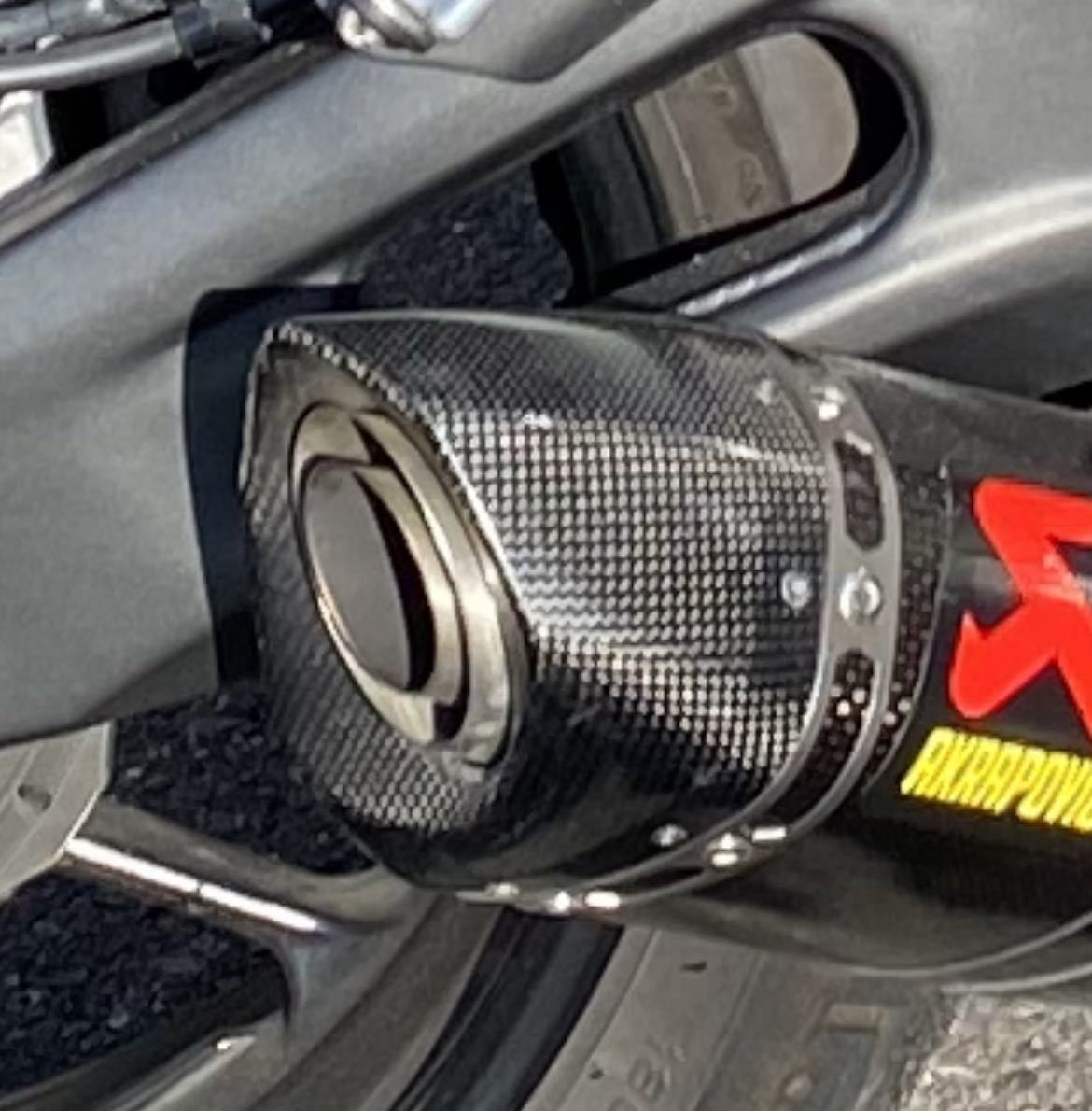 中古】XSR700 MT07 アクラポビッチ フルエキマフラー レーシングライン 