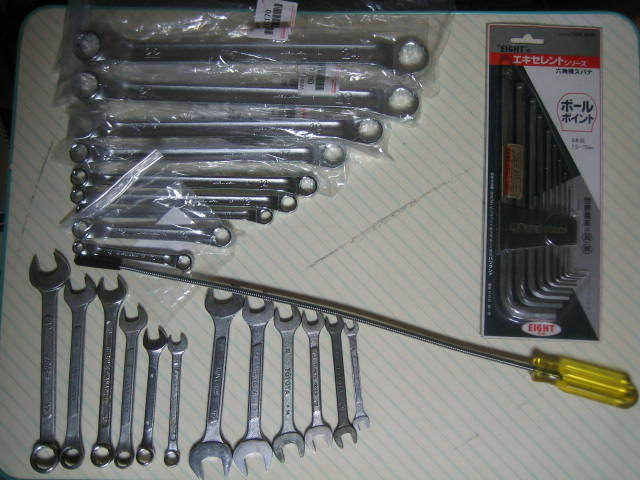☆トヨタ純正工具セット（一部中古）＋工具箱（中古） ツールボックス