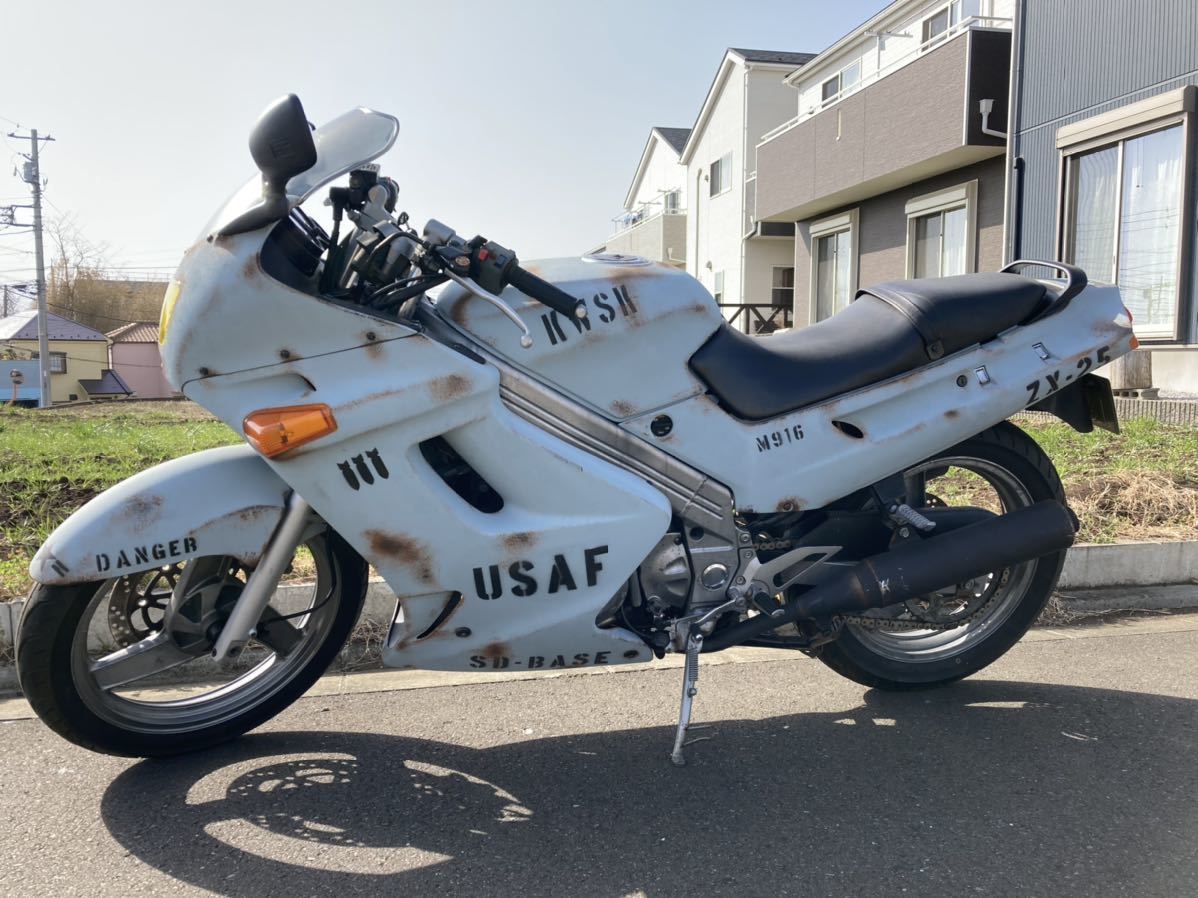 ZZR250 Kawasaki KAWASAKI ZZ-R250という小粋な相棒前編〜パラレル