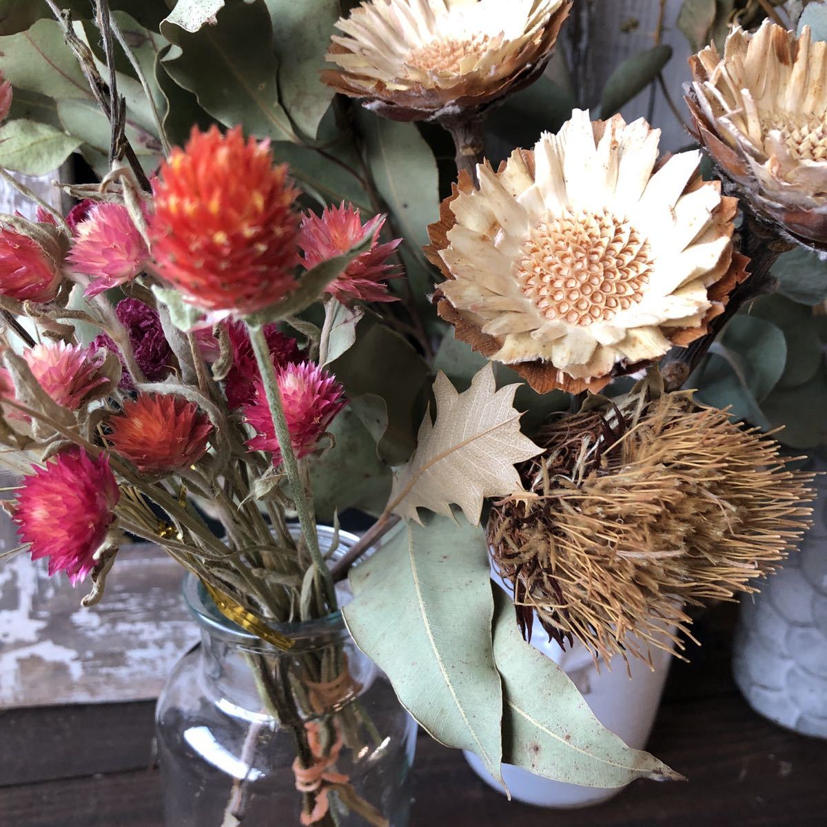 ドライフラワー花材 訳あり大量パンパスグラス ユーカリ薔薇コンパクター千日紅チーゼル帝王貝細工ヨウシュヤマゴボウ スティファ他 一般 売買されたオークション情報 Yahooの商品情報をアーカイブ公開 オークファン Aucfan Com