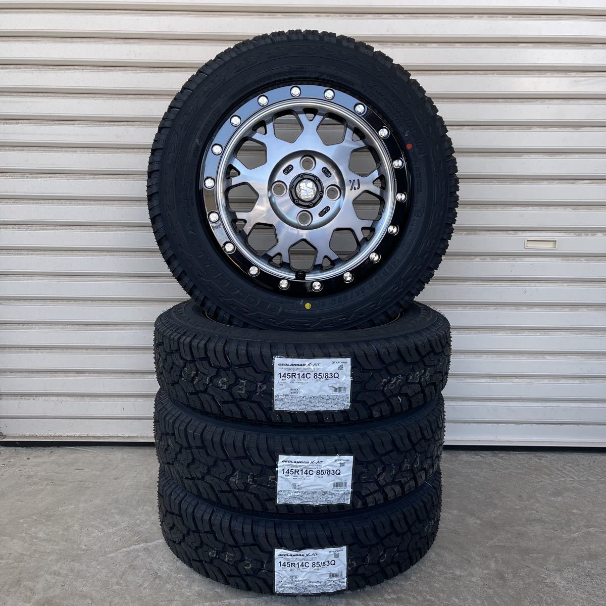 【格安，HOT】 XTREME-J XJ04 ヨコハマ ジオランダー X-AT G016 145R14C 85/83Q 6PR ゴツゴツタイヤ M+S ハイゼットジャンボ リフトアップ(ラジアルタイヤ)｜売買されたオークション情報、yahooの商品情報をアーカイブ公 4穴