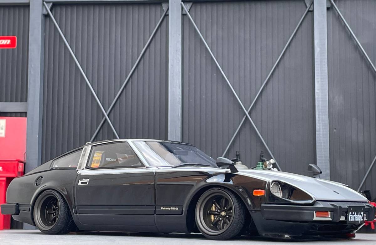 1/18IG フェアレディ 130Z ☆新品（改）カスタム☆ ワタナベ