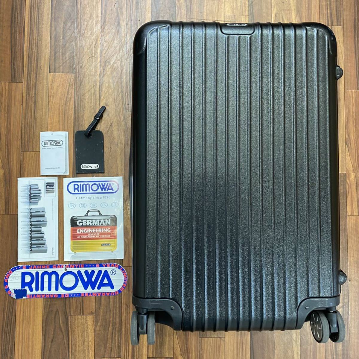 Rimowa リモワ キャリーケース スーツケース キャリーバッグ Tsa002 ドイツ製 約w41 D24 H62cm リモワ 売買されたオークション情報 Yahooの商品情報をアーカイブ公開 オークファン Aucfan Com