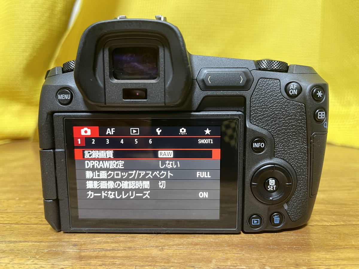 Canon EOS 異 R 本体のみ バッテリー2個 元箱
