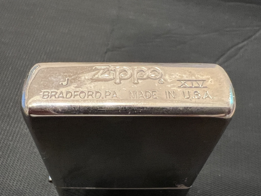 Zippo Lucky Strike ロゴ パッケージ 1998年製造 ラッキーストライク ライター Zippo 売買されたオークション情報 Yahooの商品情報をアーカイブ公開 オークファン Aucfan Com