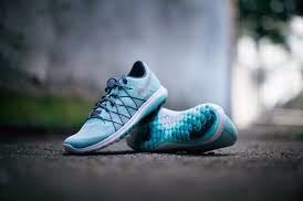 Nike ナイキ ウィメンズ フレックスフューリー2 300 ミント 23 5cm 23 5cm 売買されたオークション情報 Yahooの商品情報をアーカイブ公開 オークファン Aucfan Com