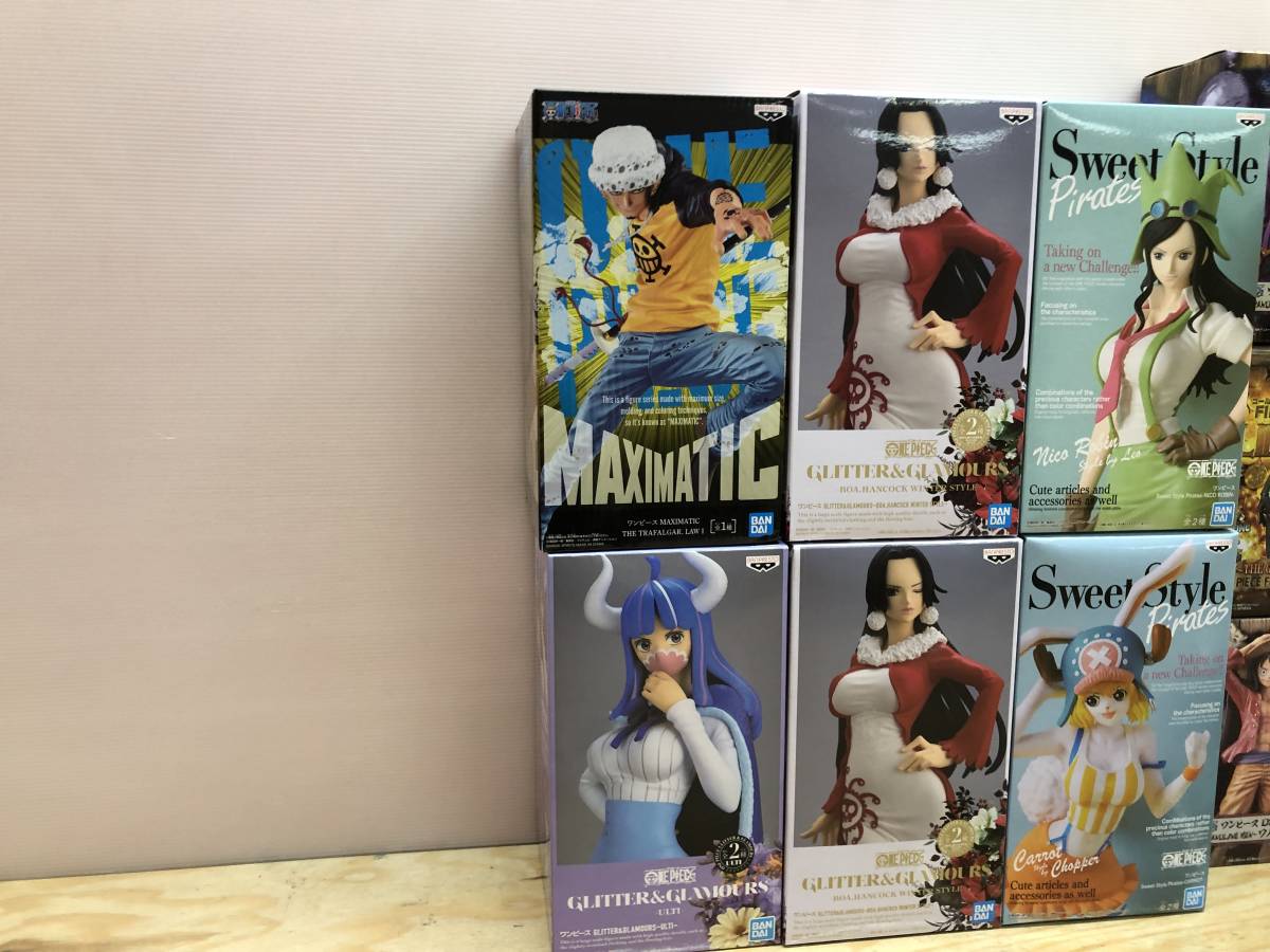 玩g フィギュア 11点まとめ ワンピース ルフィ ロー うるティ ハンコック ロビン キャロット マルコ サンジ ヤマト ジャブラ 等 その他 売買されたオークション情報 Yahooの商品情報をアーカイブ公開 オークファン Aucfan Com