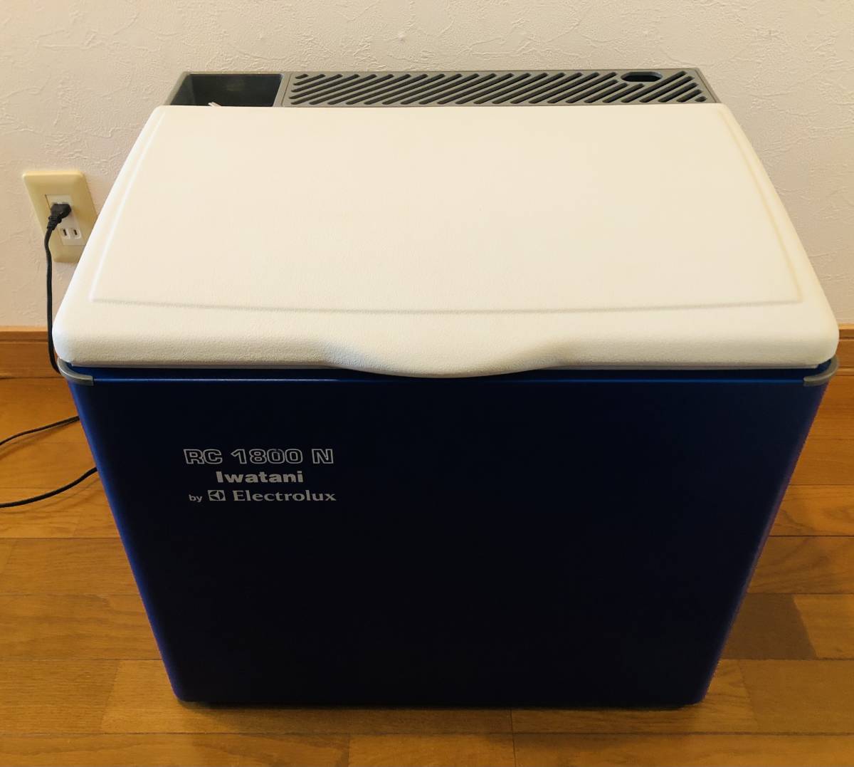 イワタニ 3way 冷蔵庫RC1800N｜アウトドア・釣り・旅行用品