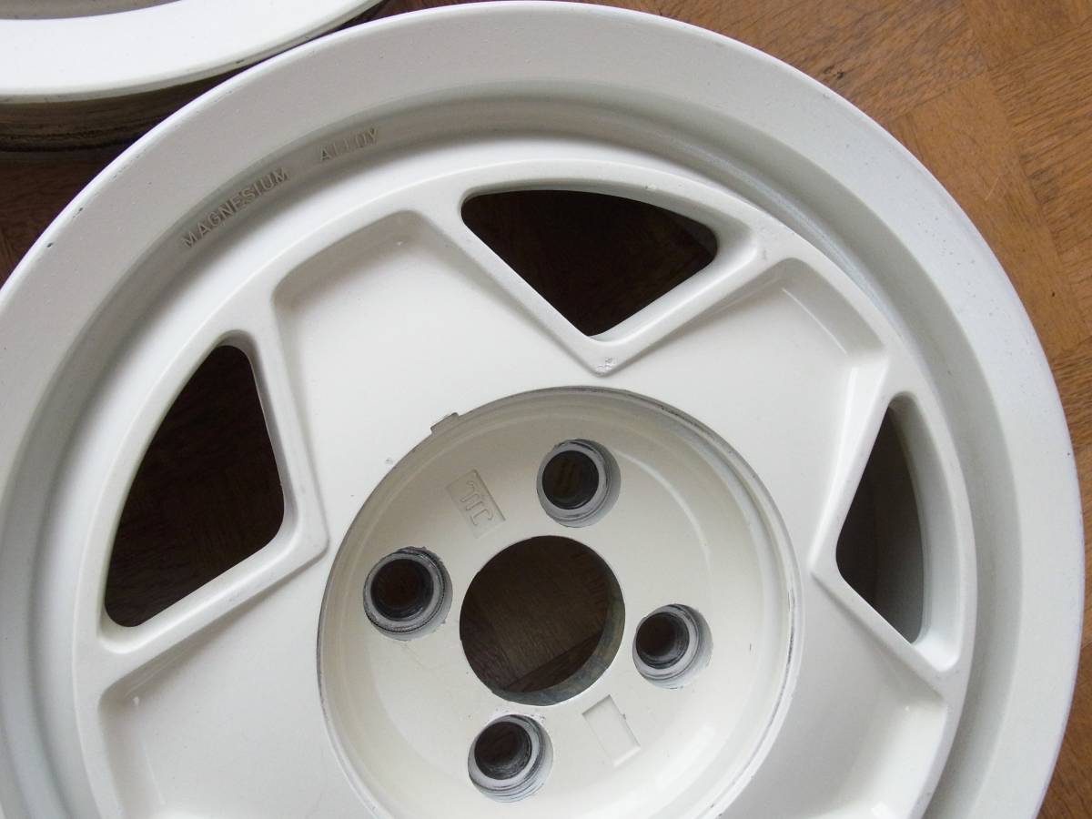 CROMODORA クロモドラ マグネシウム PCD100 4H 15x6J+38 4本セット 白 