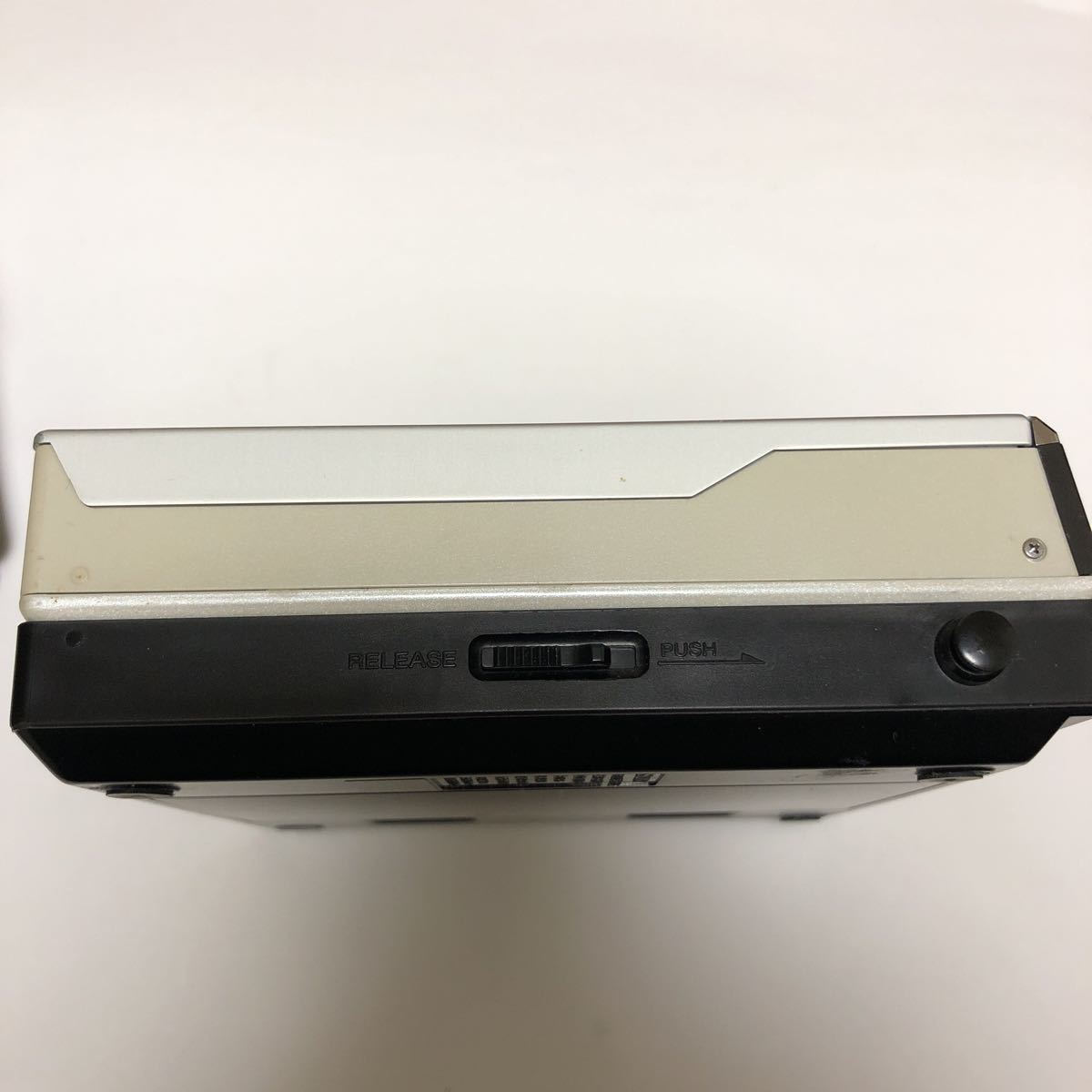 ジャンク】SONY Discman D-50MkⅡ ポータブルCDプレーヤー シルバー