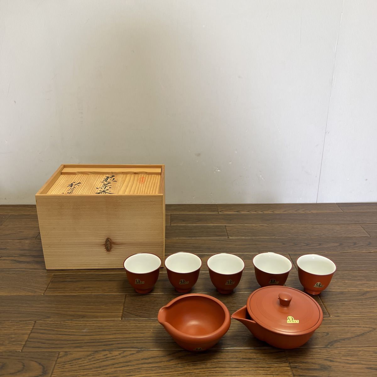 【セール，得価】 C1640 保管品 煎茶器 茶器セット 秋月造 常滑焼 共箱(茶器セット)｜売買されたオークション情報、yahooの商品情報をアーカイブ公開 - オークファン 茶器