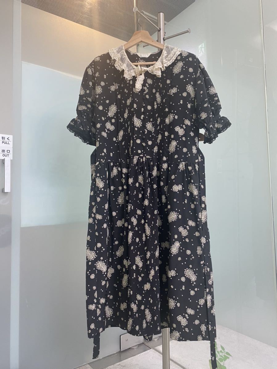 ピンクハウス ロングワンピース 黒 花柄 (セール】 ブーケ ピンクハウス ロングワンピース 黒 花柄 (セール】 ブーケ