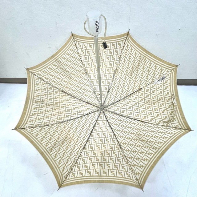 FENDIフェンディ 日傘 折りたたみ傘 UV-W 紫外線カット加工 総ロゴ 