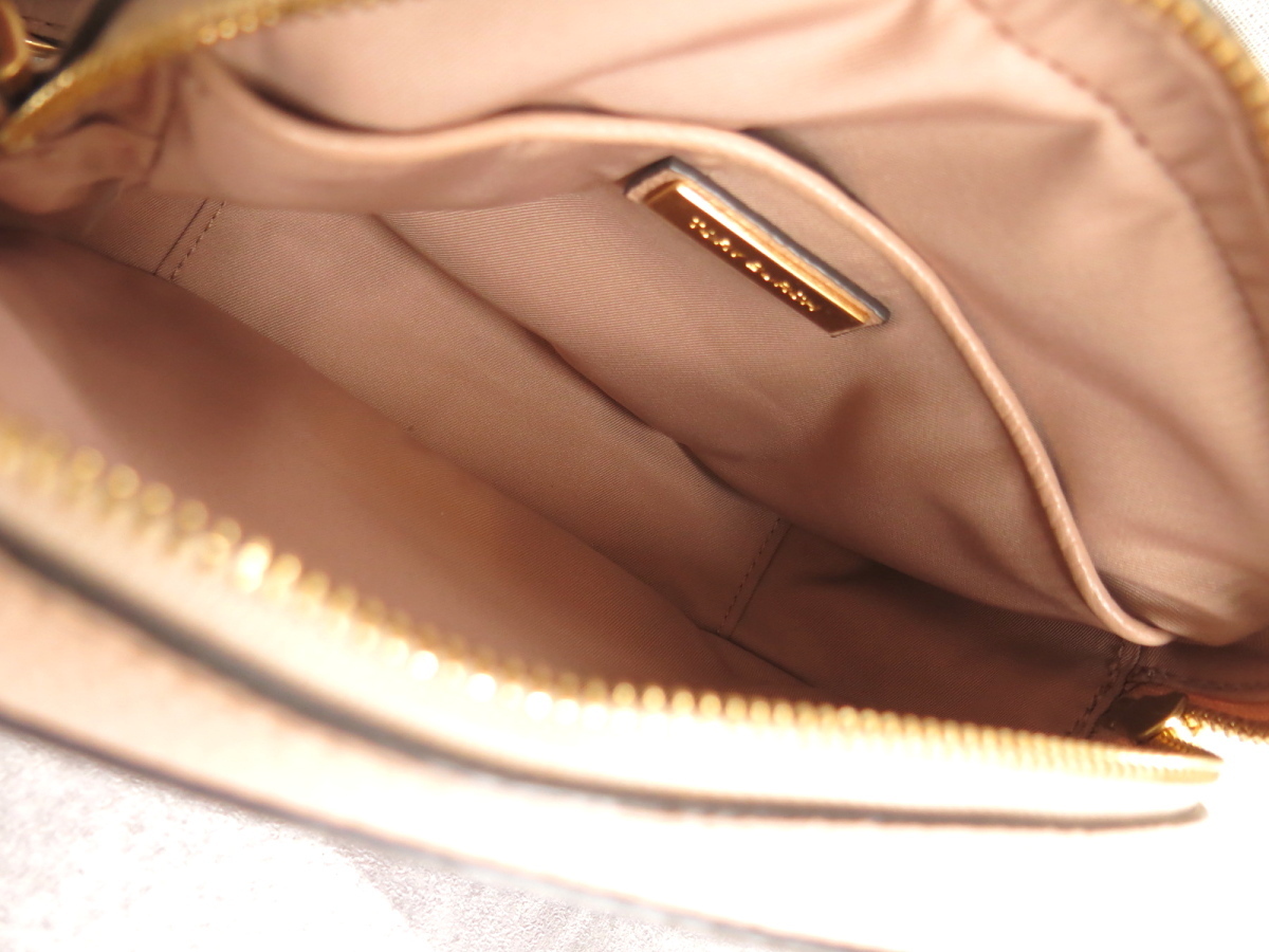 ○未使用○TORY BURCH トリーバーチ○マックグロー○カメラ バッグ  