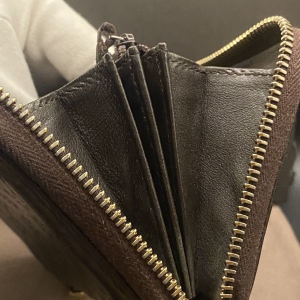 ◇美品◇ GUCCI グッチ 長財布 ラウンドファスナー GG柄 シマ 茶色 