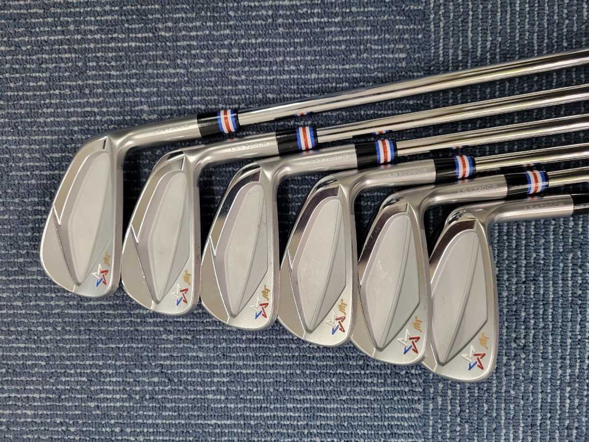 アーティザンCB 1st