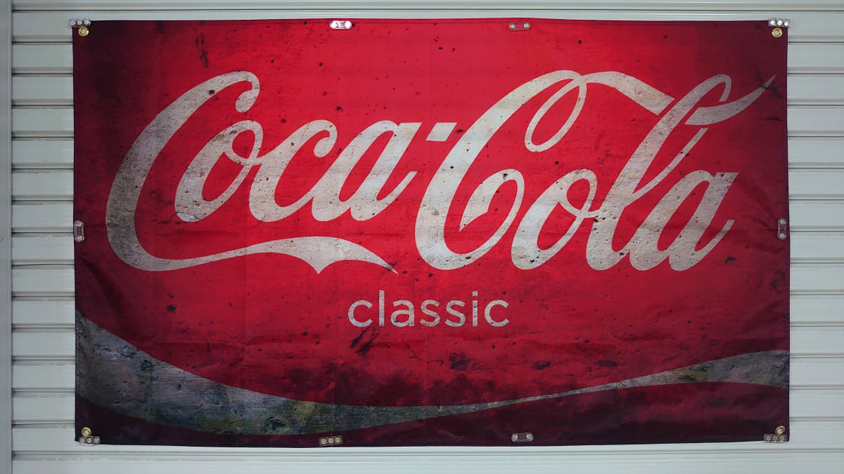店内装飾仕様 Cc04 Usa雑貨 アメリカン雑貨 クラシック コカコーラ コーラ フラッグ ブリキ看板 ポスター レトロ 旗 輸入雑貨 最大79 オフ コカコーラ