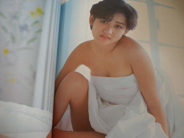 ☆岡田有希子 写真集 Sweet LOVE Dream ARENA37℃ (岡田有希子)｜売買