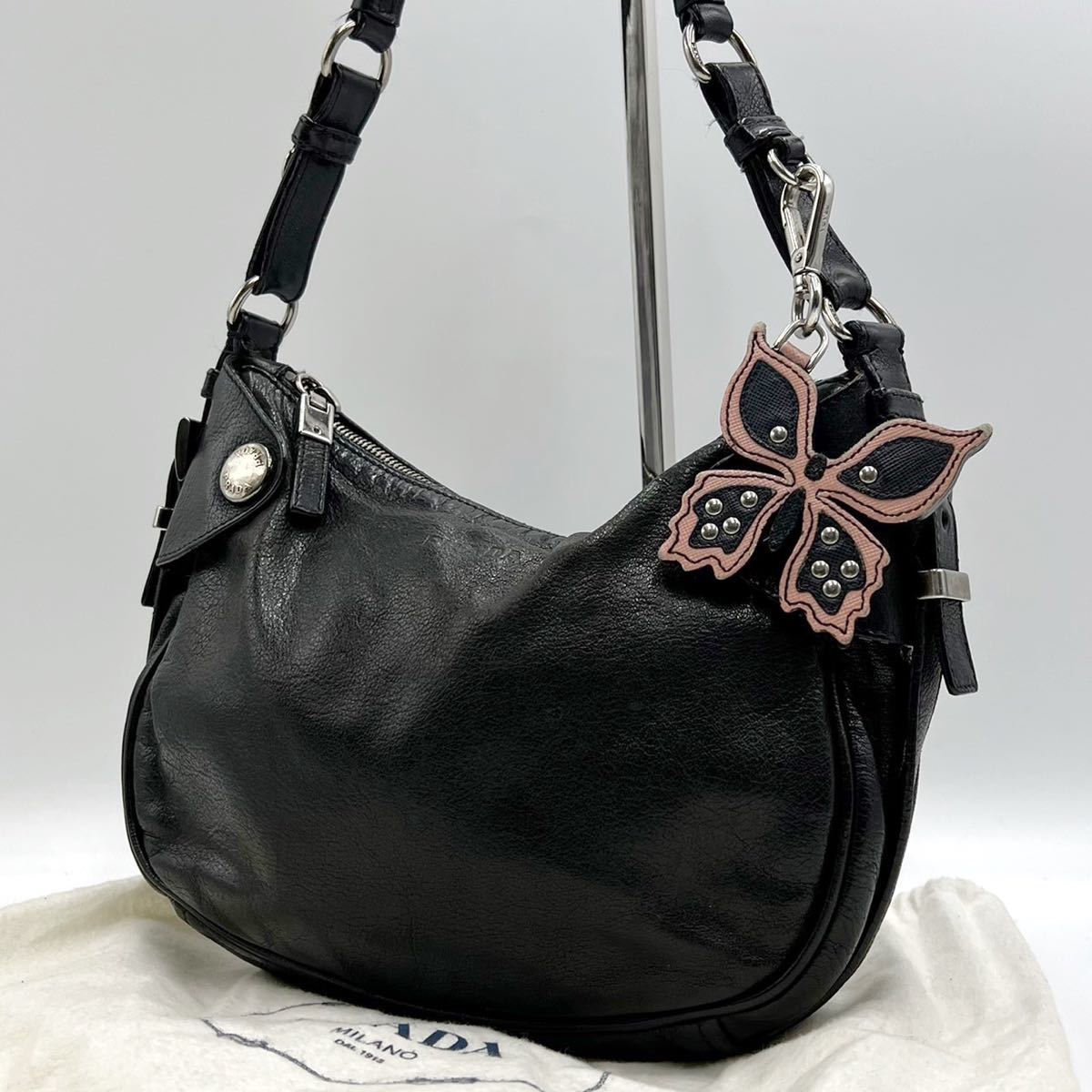人気，豊富な 1円 級 PRADA プラダ アクセサリーポーチ ハンドバッグ ショルダー レザー チャーム 蝶 バタフライ クロワッサン ブラック 黒(ハンドバッグ)｜売買されたオークション情報、yahooの商品情報を かばん、バッグ