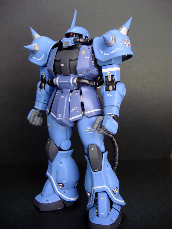 MG 1/100 MS-06S ランバ・ラル専用ザクⅡ ver2.0 塗装済完成品(完成品