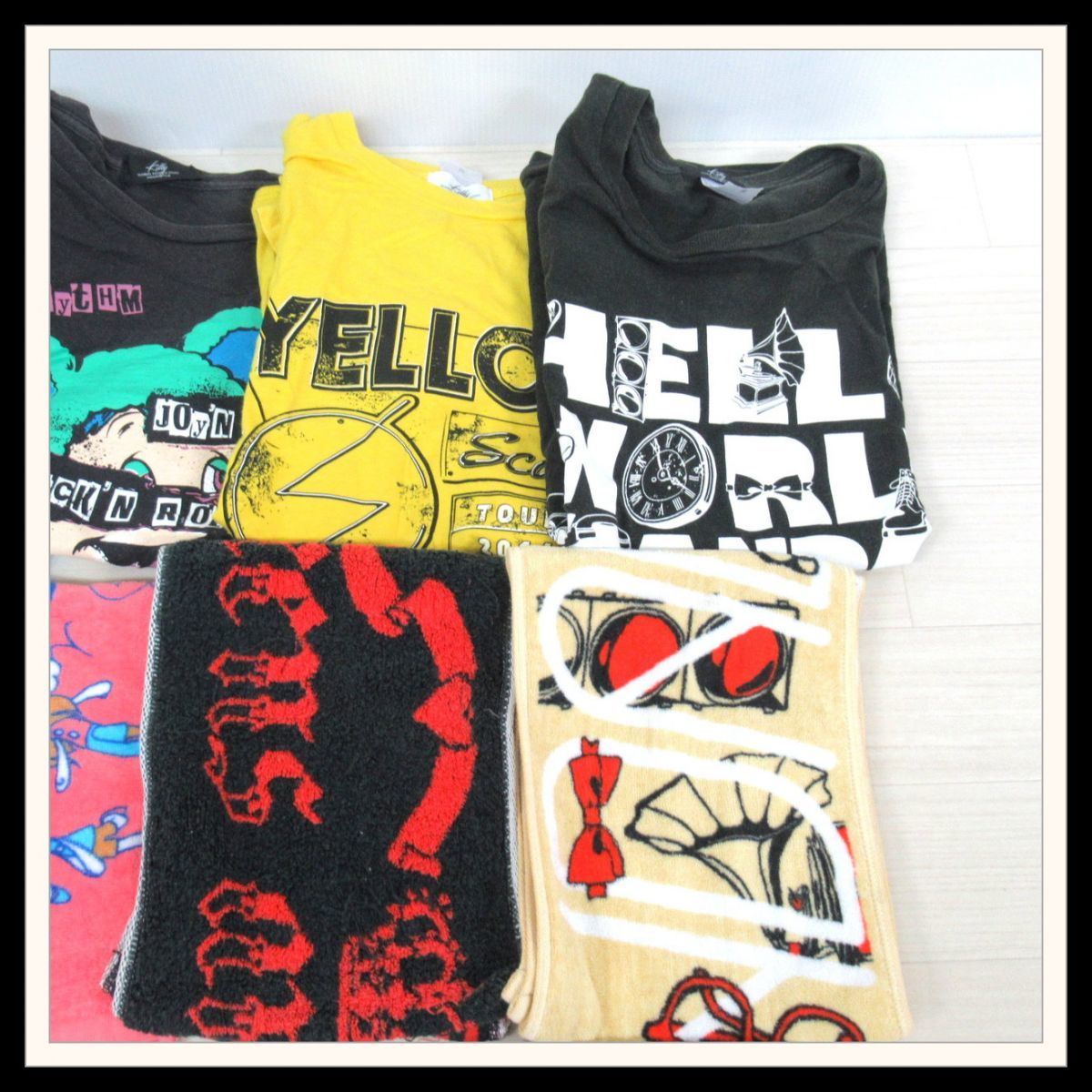 SCANDAL グッズセット LIVE DVD Tシャツ タオル HELLO WORLD【C1【S2 