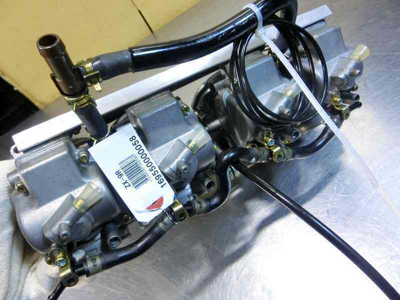 ZX-9R キャブレターAssy美品☆ZX9R-C型、ZX900C(キャブレター)｜売買
